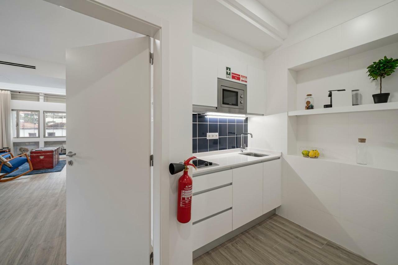 Drapes Design Apartments By An Island Apart Φουνκάλ Εξωτερικό φωτογραφία